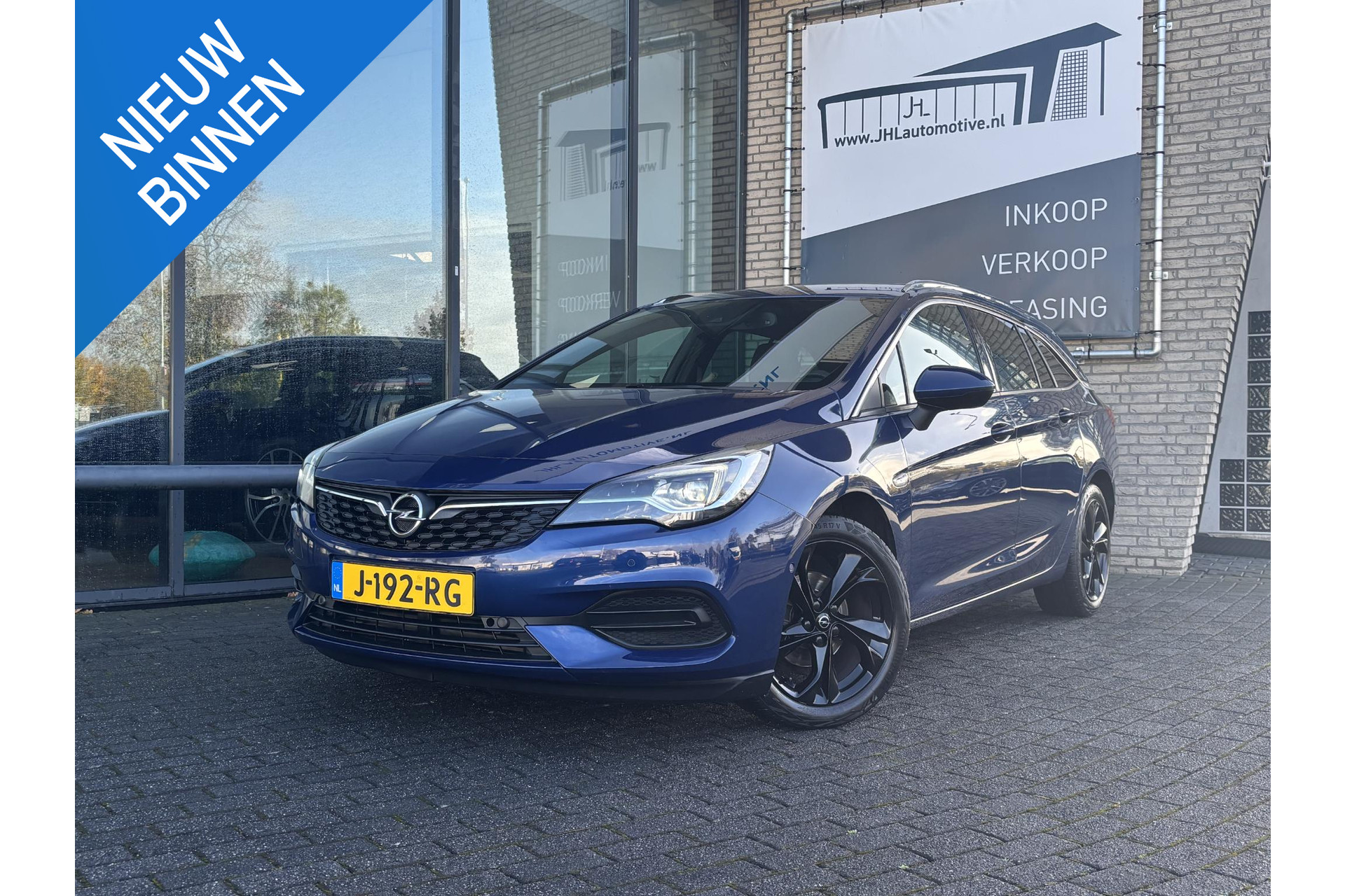 Opel Astra Sports Tourer 1.2 Elegance*NAVI*ECC*CRUISE*HAAK*CAMERA*CARPLAY*